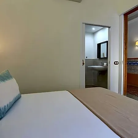 Hanoi Otel Begur