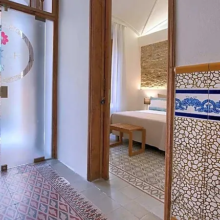 Hanoi Otel *